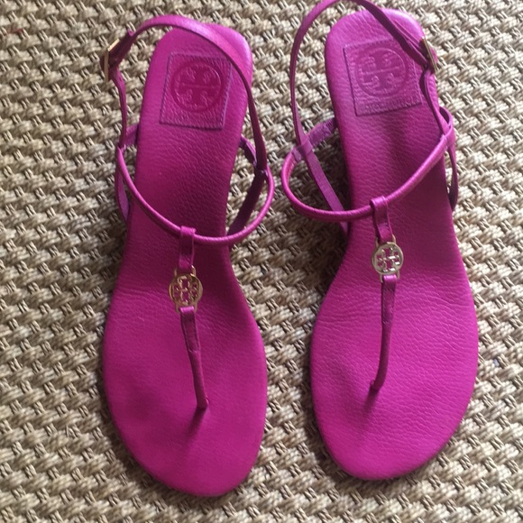 Tory Burch Shoes - Tory Burch Size 10 Magenta Sandal